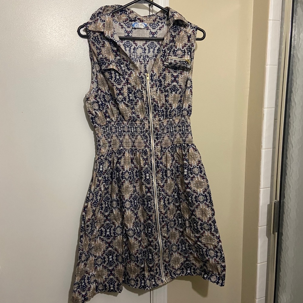 J Gee zip up light weight dress